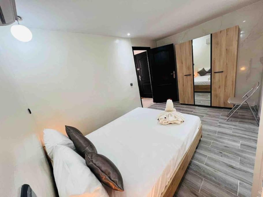 Apartment Design 3 Bedroom Hivernage Gueliz Marrakech K13 มาร์ราเกช ภายนอก รูปภาพ